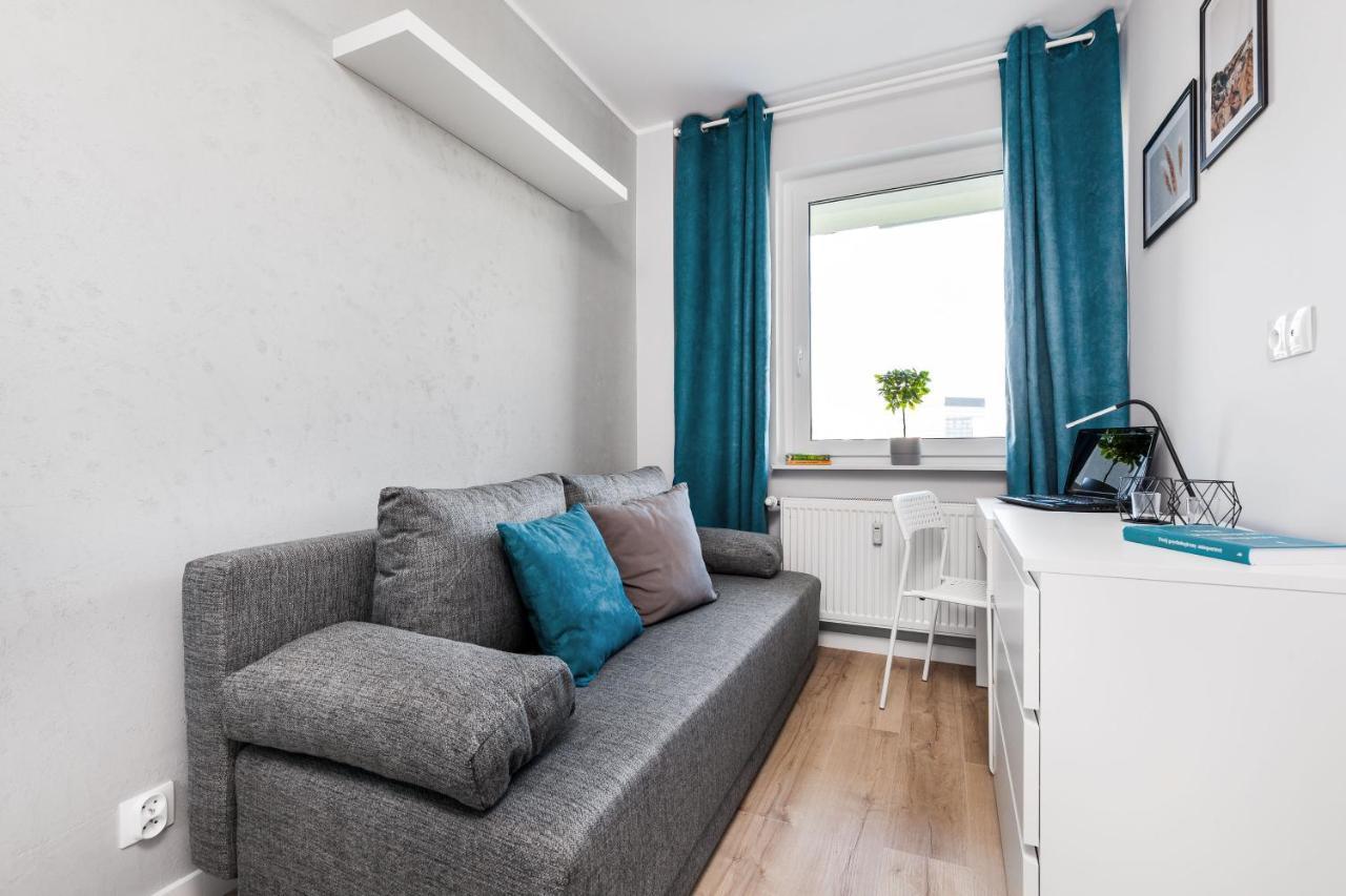 Homestay Pokoje Zaspa - Pilotow 20b, 800m Skm-zaspa, Odleglosc Do Morza 3km Gdansk